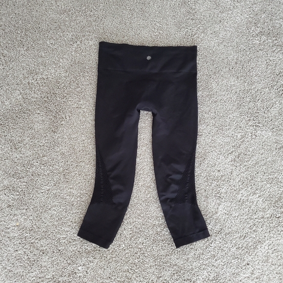 Athleta Breakthrough Laser Cut Capri Leggings - Picture 3 of 7